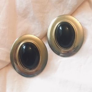 VTG XL Oval Black stone + Gold tone Post Earrings